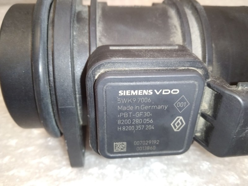 Recambio de caudalimetro para dacia sandero laureate referencia OEM IAM 8200280056 5WK97006 SIEMENS VDO