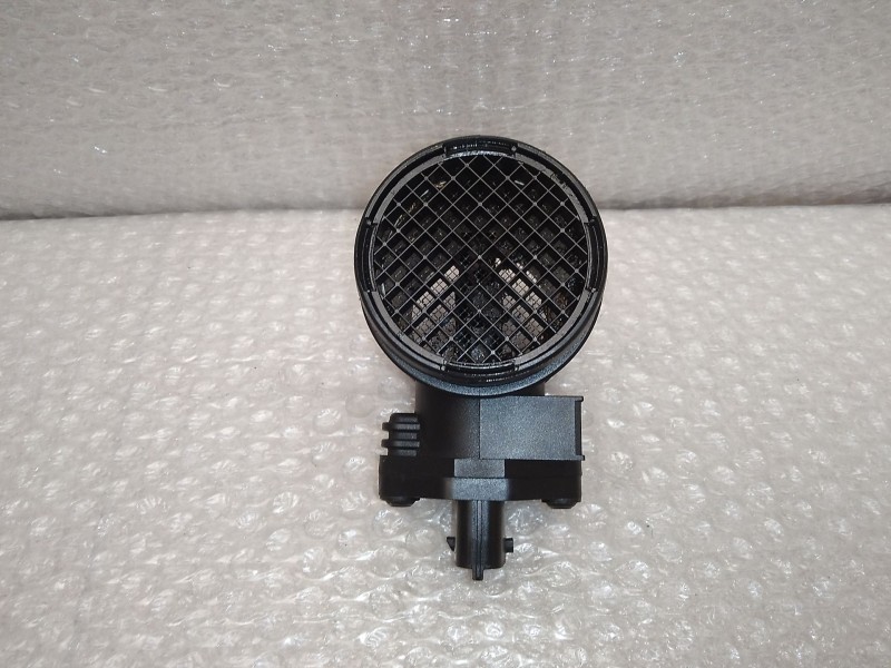 Recambio de caudalimetro para opel corsa c club referencia OEM IAM 280218031  BOSCH