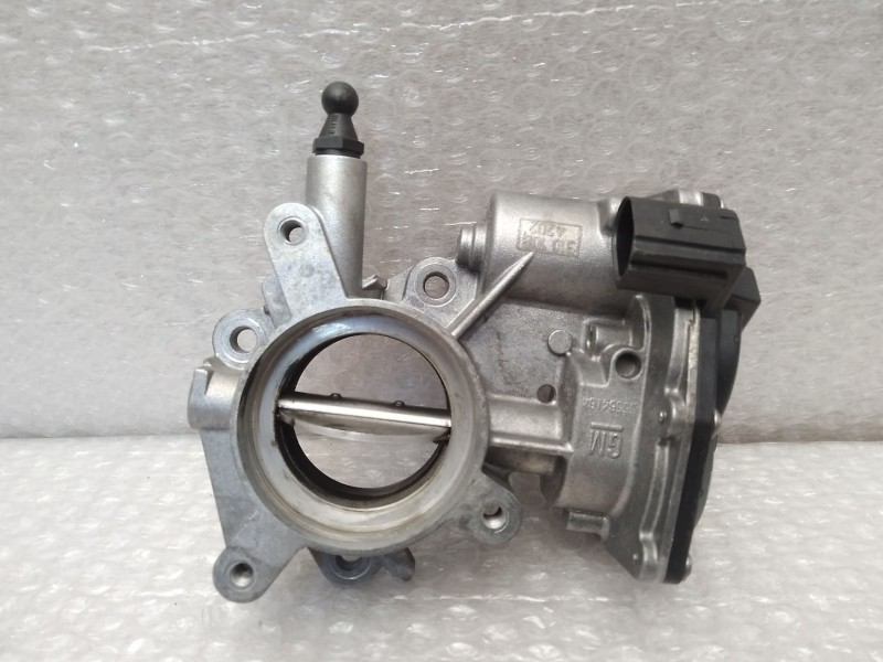 Recambio de caja mariposa para opel insignia berlina 2.0 16v cdti referencia OEM IAM 55564164  