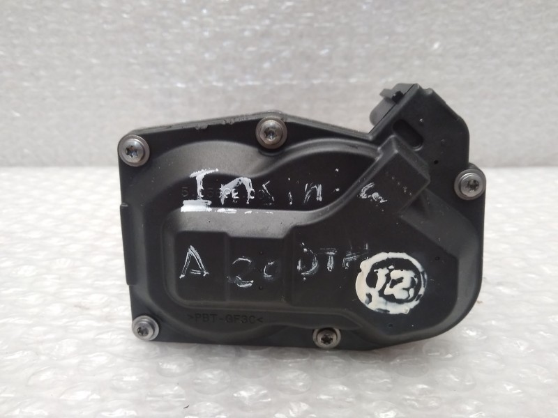 Recambio de caja mariposa para opel insignia berlina 2.0 16v cdti referencia OEM IAM 55564164  