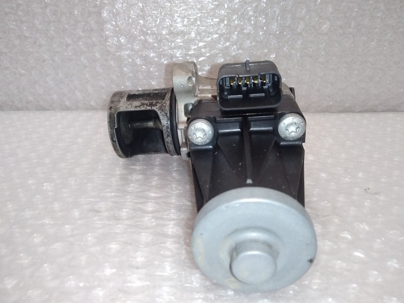 Recambio de valvula egr para ford fiesta (cb1) 1.6 tdci cat referencia OEM IAM 9802194080 70215623 PIERBURG