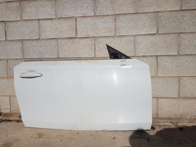 Recambio de puerta delantera derecha para bmw serie 1 berlina (e81/e87) 118d referencia OEM IAM 41007207446  