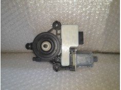 Recambio de motor elevalunas trasero derecho para seat leon st (5f8) style referencia OEM IAM 5Q0959812A 0130822724 BOSCH 5 PINS