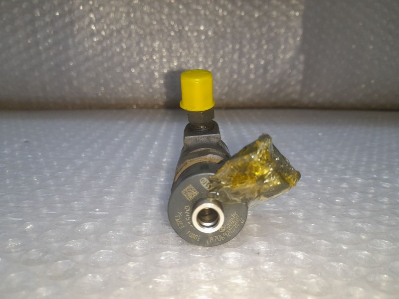 Recambio de inyector para citroën berlingo station wagon 1.6 hdi fap referencia OEM IAM 870692 0445110340 BOSCH