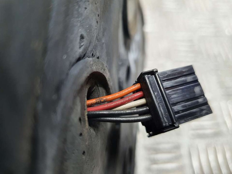 Recambio de retrovisor derecho para chrysler voyager (rg) 2.5 crd se referencia OEM IAM SIN REF  ELECTRICO 5 CABLES