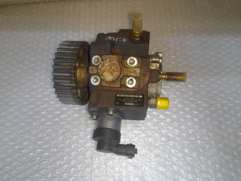 Recambio de bomba alta presion para peugeot partner (s2) combi plus referencia OEM IAM 9683703780A 0445010102 BOSCH