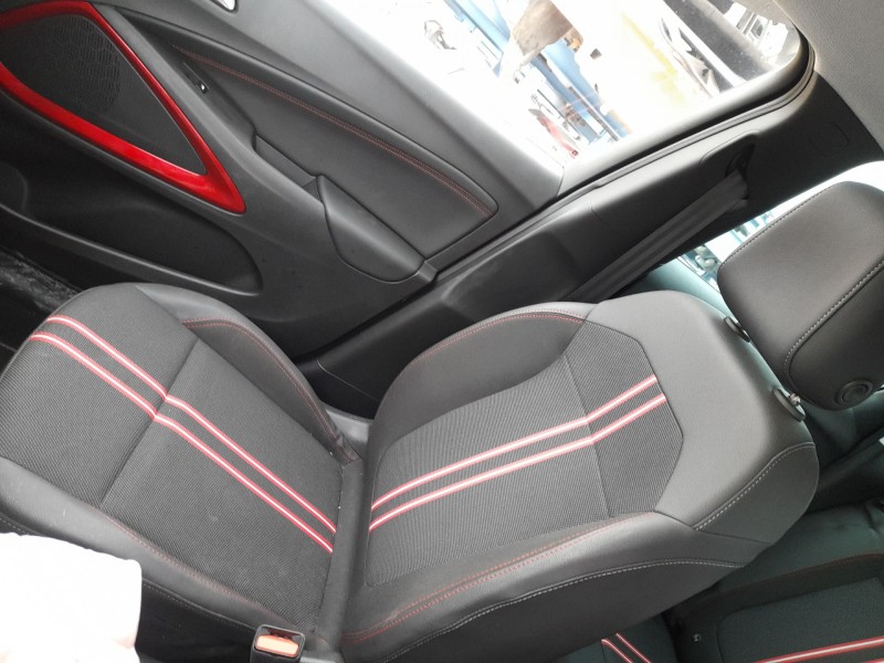 Recambio de asiento delantero derecho para opel crossland x / crossland (p17, p2qo) 1.2 (75) referencia OEM IAM   