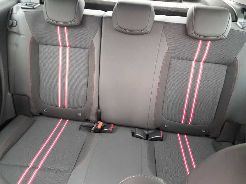 Recambio de asientos traseros para opel crossland x / crossland (p17, p2qo) 1.2 (75) referencia OEM IAM   