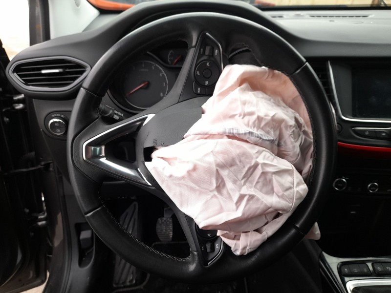 Recambio de volante para opel crossland x / crossland (p17, p2qo) 1.2 (75) referencia OEM IAM   