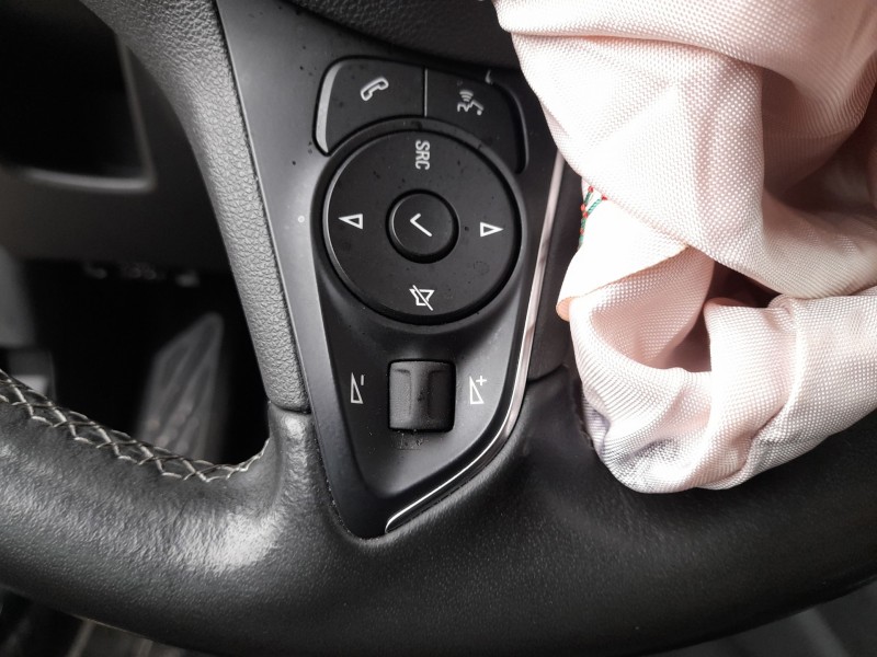 Recambio de volante para opel crossland x / crossland (p17, p2qo) 1.2 (75) referencia OEM IAM   