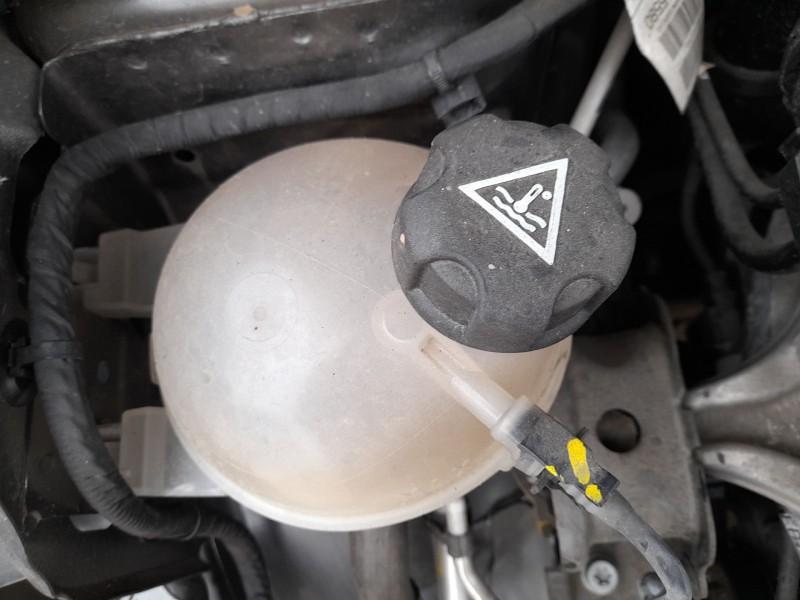 Recambio de deposito expansion para opel crossland x / crossland (p17, p2qo) 1.2 (75) referencia OEM IAM   