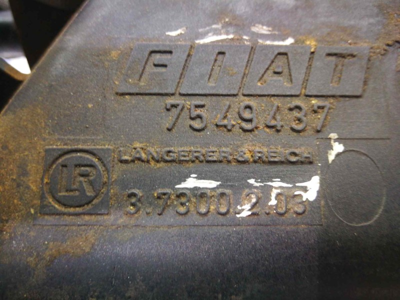 Recambio de intercooler para fiat uno (146) 1.4 turbo referencia OEM IAM 37300203 7549437 