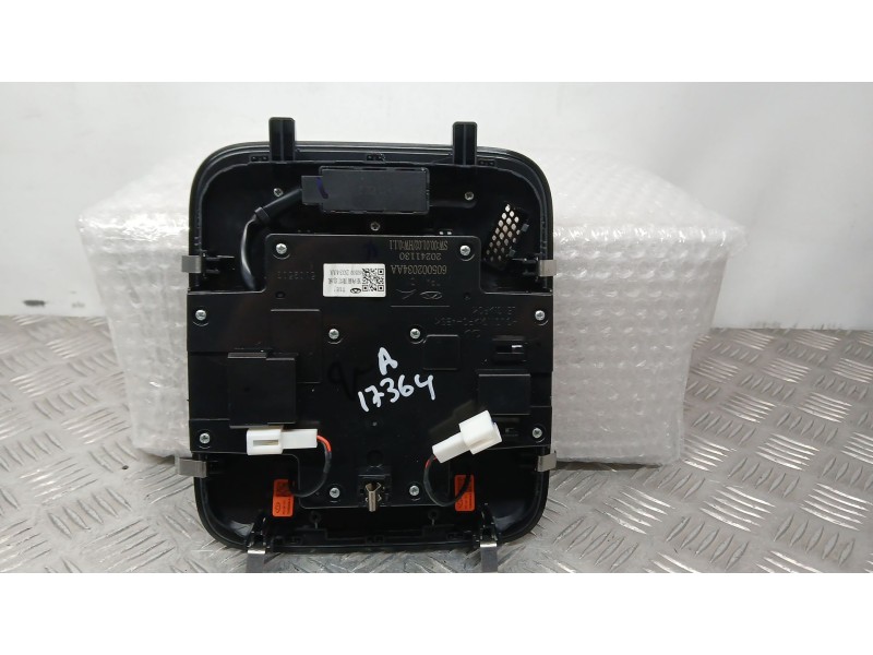 Recambio de luz interior para jaecoo 7 phev 1.5 tgdi 255kw referencia OEM IAM 605002034AA  20241130