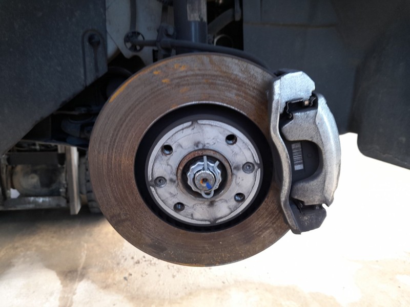 Recambio de mangueta delantera derecha para opel crossland x / crossland (p17, p2qo) 1.2 (75) referencia OEM IAM 364790  