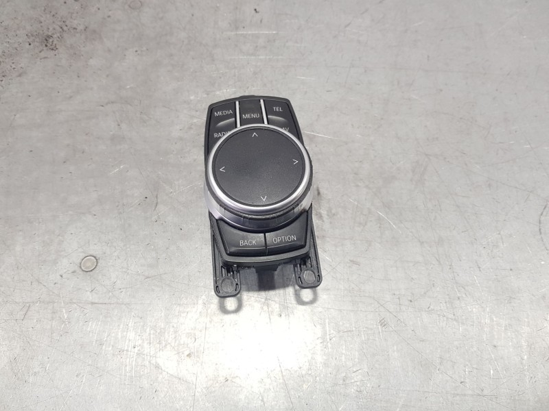 Recambio de mando multifuncion para bmw i3 (i01) electric referencia OEM IAM 6582682908603  