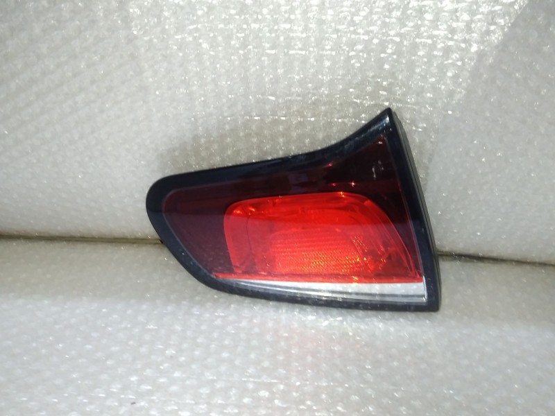 Recambio de piloto trasero izquierdo para citroën c3 tonic referencia OEM IAM 9803934380 FALSO INTERIOR