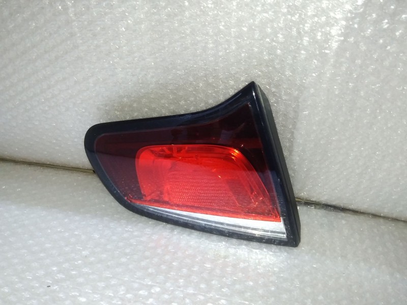 Recambio de piloto trasero izquierdo para citroën c3 tonic referencia OEM IAM 9803934380 FALSO INTERIOR