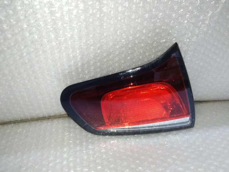 Recambio de piloto trasero izquierdo para citroën c3 tonic referencia OEM IAM 9803934380 FALSO INTERIOR