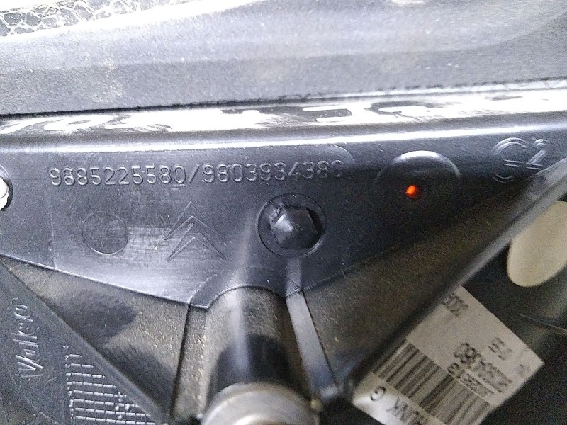 Recambio de piloto trasero izquierdo para citroën c3 tonic referencia OEM IAM 9803934380 FALSO INTERIOR