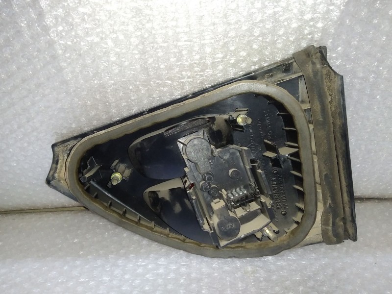 Recambio de piloto trasero izquierdo para renault megane i classic (la0) 1.6e alize referencia OEM IAM   INTERIOR , TOCADO