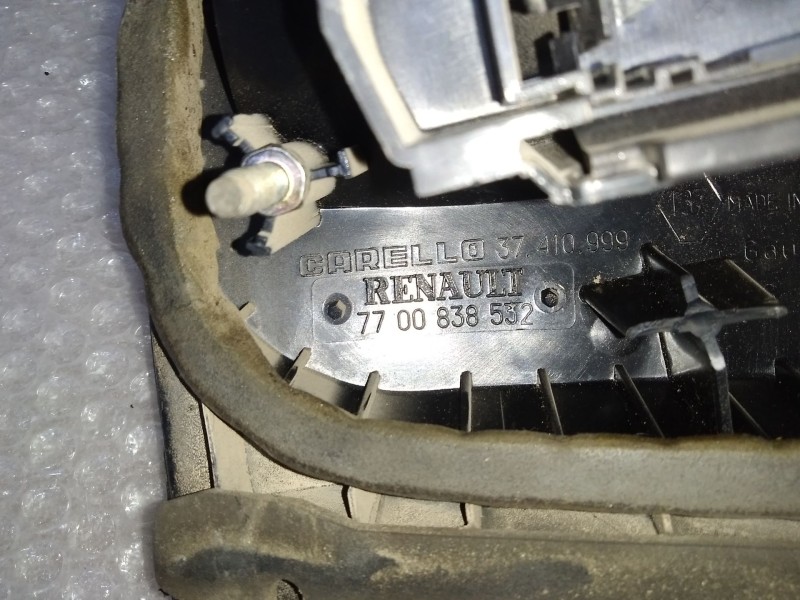 Recambio de piloto trasero izquierdo para renault megane i classic (la0) 1.6e alize referencia OEM IAM   INTERIOR , TOCADO