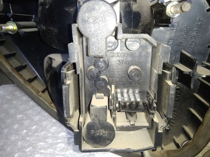 Recambio de piloto trasero izquierdo para renault megane i classic (la0) 1.6e alize referencia OEM IAM   INTERIOR , TOCADO