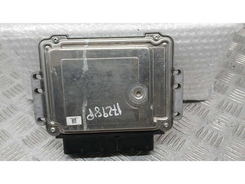 Recambio de centralita motor uce para kia cee´d (jd) 1.6 crdi 110 referencia OEM IAM   