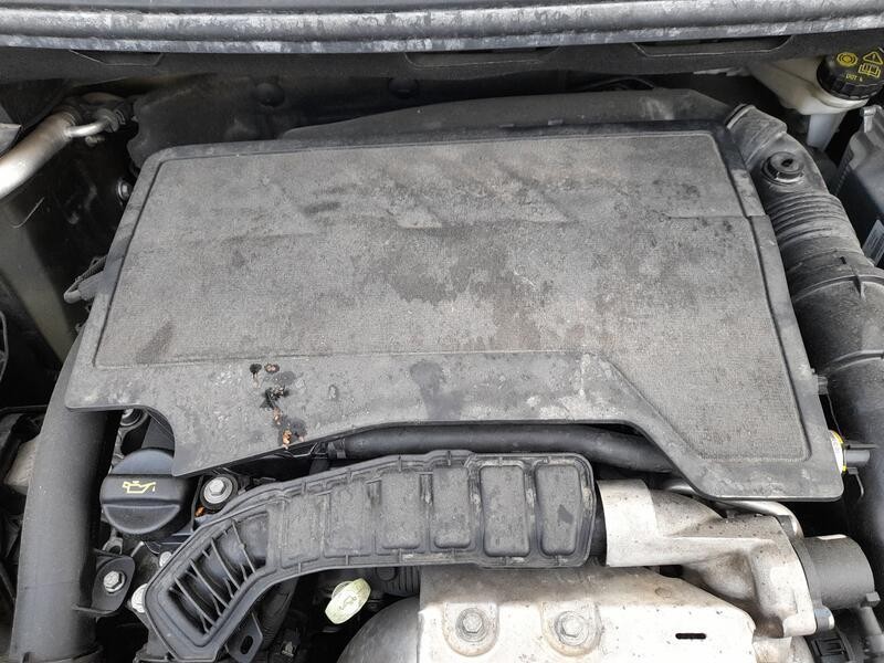 Recambio de tapa motor para peugeot 5008 ii (mc_, mj_, mr_, m4_) 1.2 (mrhnyh, mrhnyw, mrhnsj, mrhnsu, mrhnsm) referencia OEM IAM