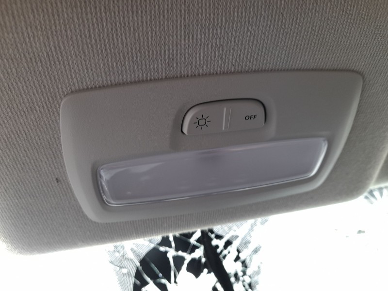 Recambio de luz interior para dacia sandero iii 1.0 tce 90 referencia OEM IAM   