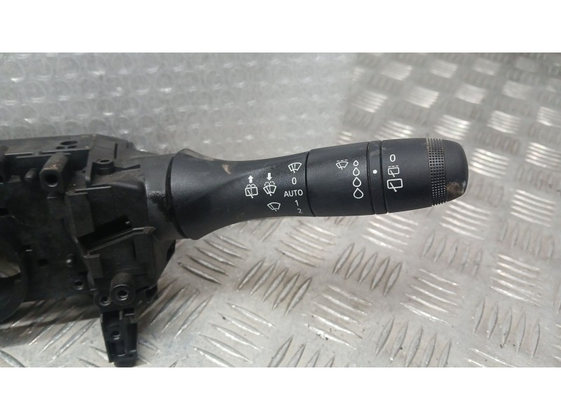 Recambio de mando luces y limpia para dacia sandero iii 1.0 tce 90 referencia OEM IAM 255670975R  1050838801