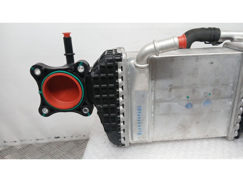 Recambio de intercooler para jaecoo 7 phev 1.5 tgdi 255kw referencia OEM IAM 110600010AA  302ABB