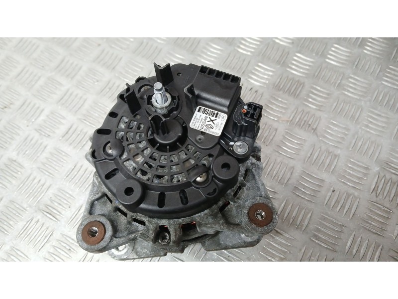 Recambio de alternador para nissan pulsar hatchback (c13) 1.5 dci referencia OEM IAM 231004EA0A BOSCH F000BL0825