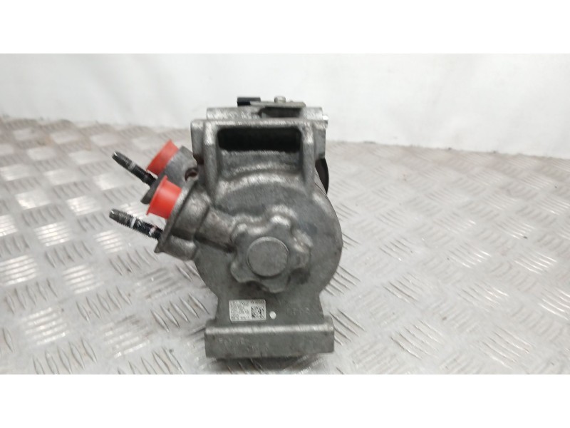 Recambio de compresor aire acondicionado para ford transit courier b460 furgoneta/monovolumen 1.5 tdci referencia OEM IAM E3B119