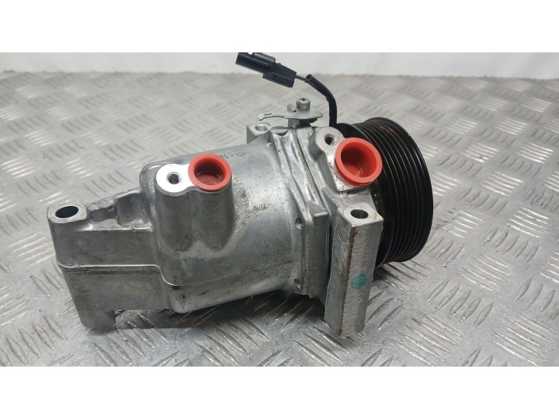 Recambio de compresor aire acondicionado para dacia sandero iii 1.0 tce 90 referencia OEM IAM 926008469R  CR08D