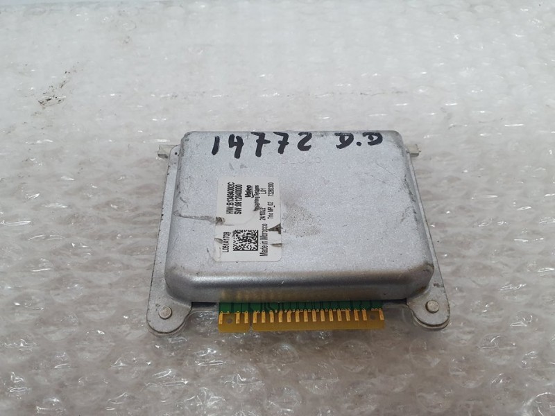 Recambio de centralita faro para opel corsa f edition referencia OEM IAM 0612040000 B13494002C VALEO