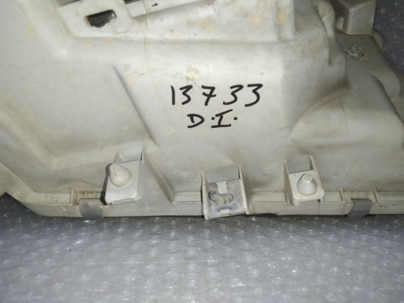 Recambio de faro izquierdo para volkswagen polo berlina (6n1) básico referencia OEM IAM 6N1941015A  