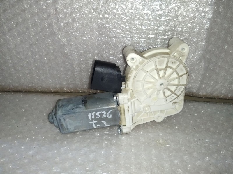 Recambio de motor elevalunas trasero izquierdo para bmw serie 5 berlina (e60) 520d referencia OEM IAM 67626922319 6 PINS 