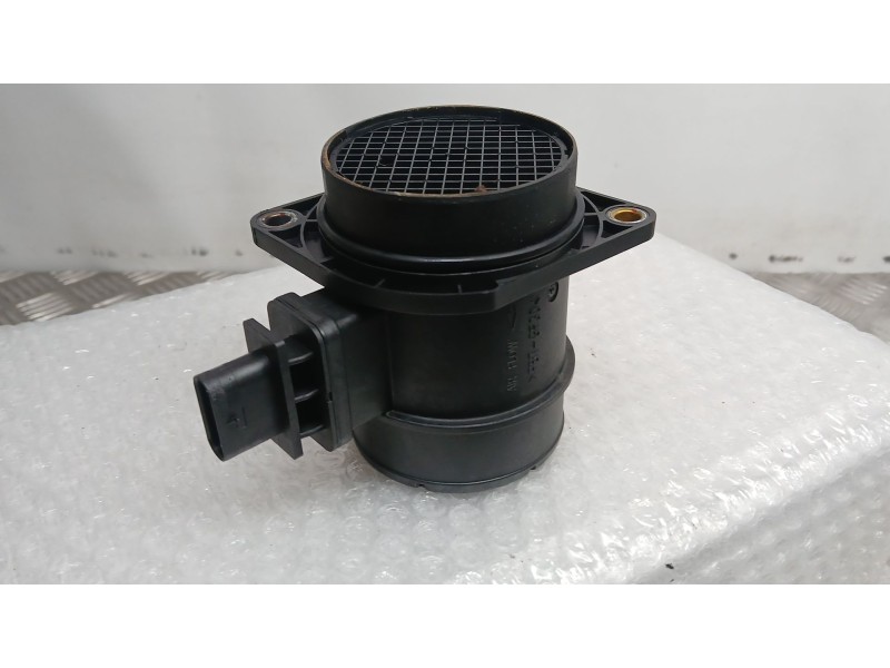 Recambio de caudalimetro para kia cee´d (jd) 1.6 crdi 110 referencia OEM IAM 281642A500 KEFICO 9021050002