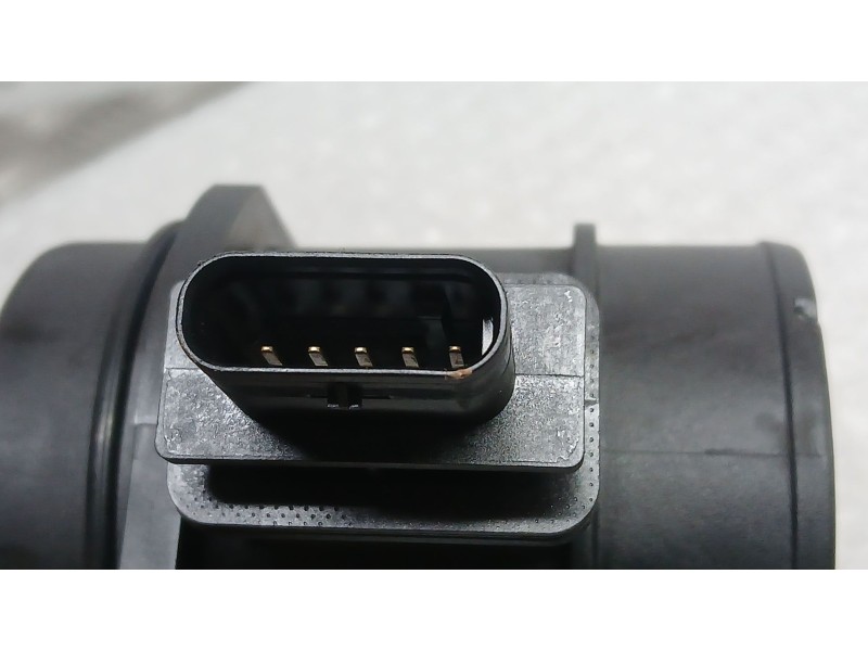 Recambio de caudalimetro para kia cee´d (jd) 1.6 crdi 110 referencia OEM IAM 281642A500 KEFICO 9021050002