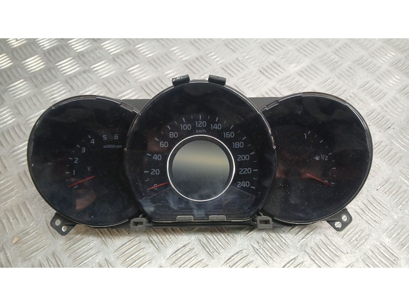 Recambio de cuadro instrumentos para kia cee´d (jd) 1.6 crdi 110 referencia OEM IAM 94003A2332  A2C90106700