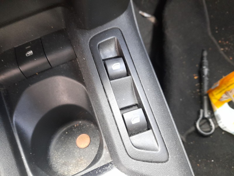 Recambio de mando elevalunas delantero derecho para citroën c-elysee (dd_) 1.2 vti 82 referencia OEM IAM   