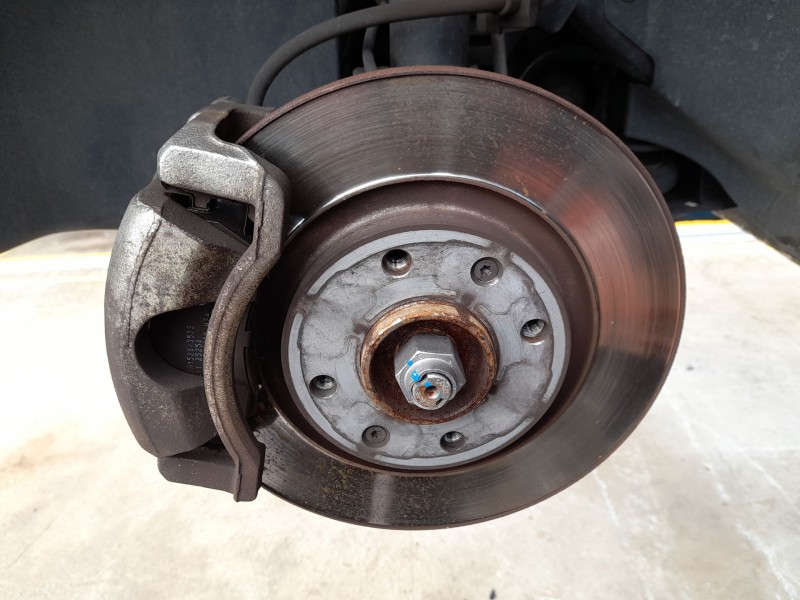 Recambio de mangueta delantera izquierda para citroën c-elysee (dd_) 1.2 vti 82 referencia OEM IAM   