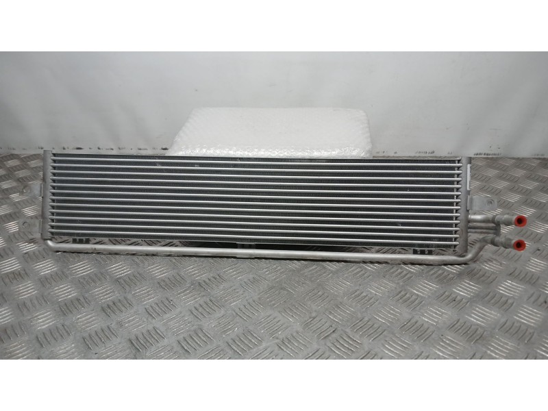 Recambio de radiador aceite para jaecoo 7 phev 1.5 tgdi 255kw referencia OEM IAM 302002058AB  2202411161164