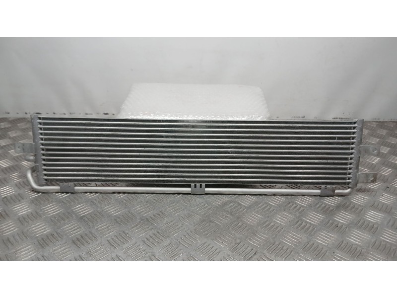 Recambio de radiador aceite para jaecoo 7 phev 1.5 tgdi 255kw referencia OEM IAM 302002058AB  2202411161164