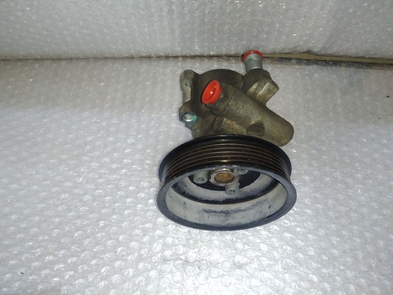 Recambio de bomba direccion para volkswagen polo berlina (6n1) básico referencia OEM IAM 6N0422155E 26056532 DELPHI