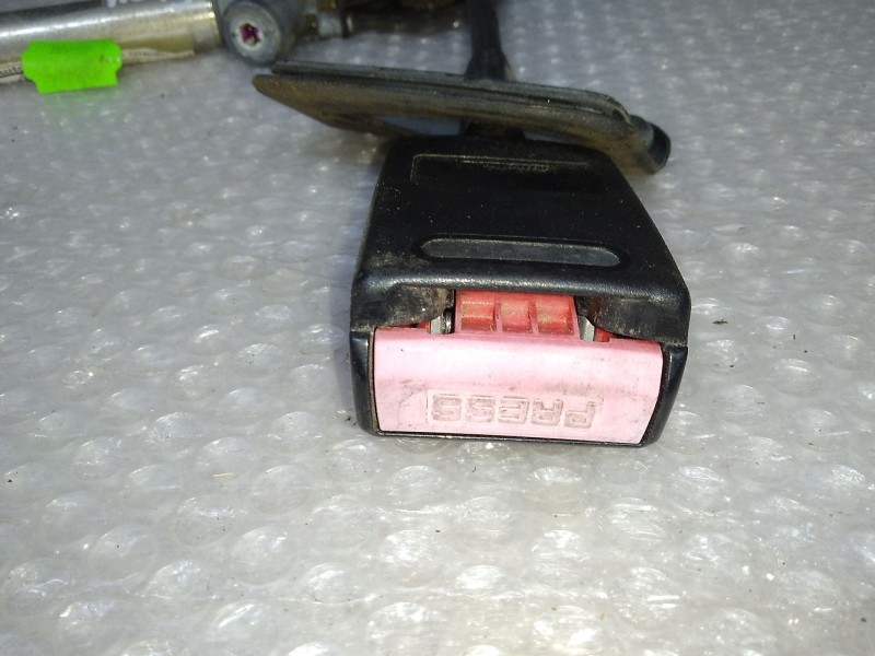 Recambio de pretensor airbag derecho para peugeot partner (s2) combi plus referencia OEM IAM   