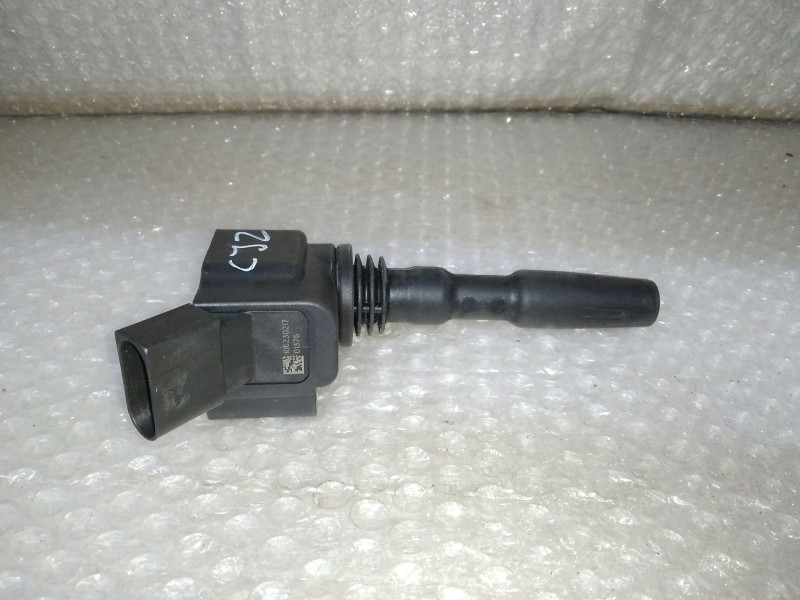 Recambio de bobina encendido para volkswagen polo (6r1) 1.2 tsi referencia OEM IAM 04E905110K 77300010 ELDOR