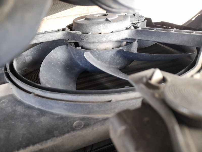 Recambio de electroventilador para ford fiesta v (jh_, jd_) 1.4 16v referencia OEM IAM   