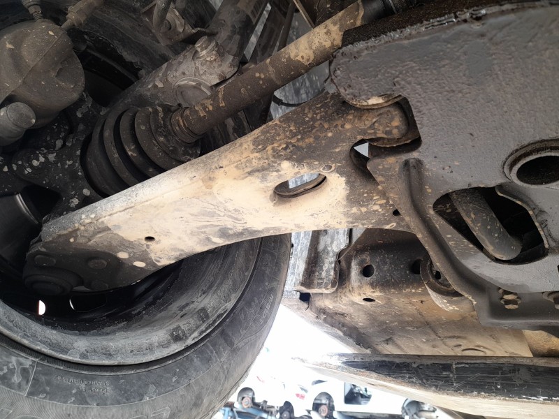 Recambio de brazo suspension inferior delantero derecho para ford fiesta v (jh_, jd_) 1.4 16v referencia OEM IAM   