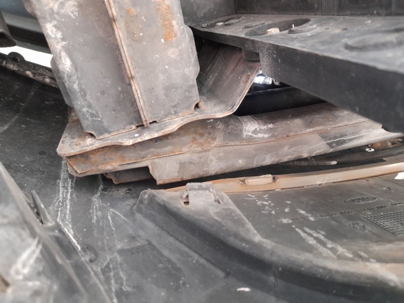 Recambio de refuerzo paragolpes delantero para ford fiesta v (jh_, jd_) 1.4 16v referencia OEM IAM   